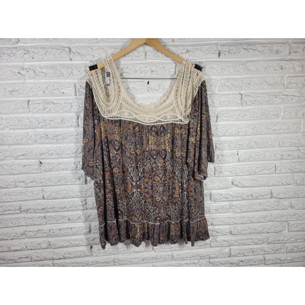 Maurices Womens Top 3 3X Plus Cold Shoulder Black Brown Paisley Crochet PAI19E